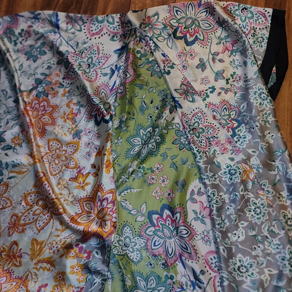 Kimono - Picture 5 of 5